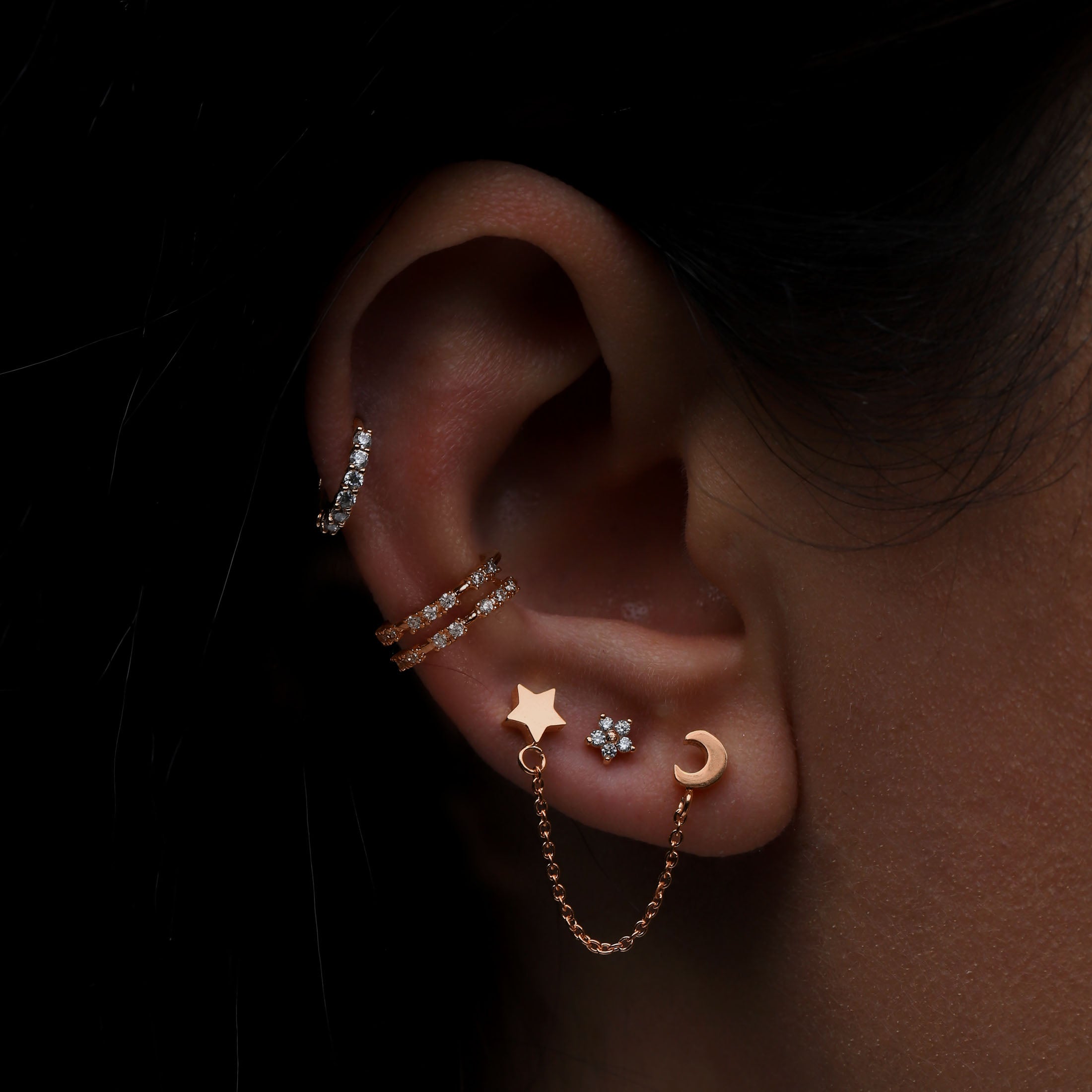Orbit Chain Tragus Helix & Cartilage Ear Piercing On Model - Rose Gold