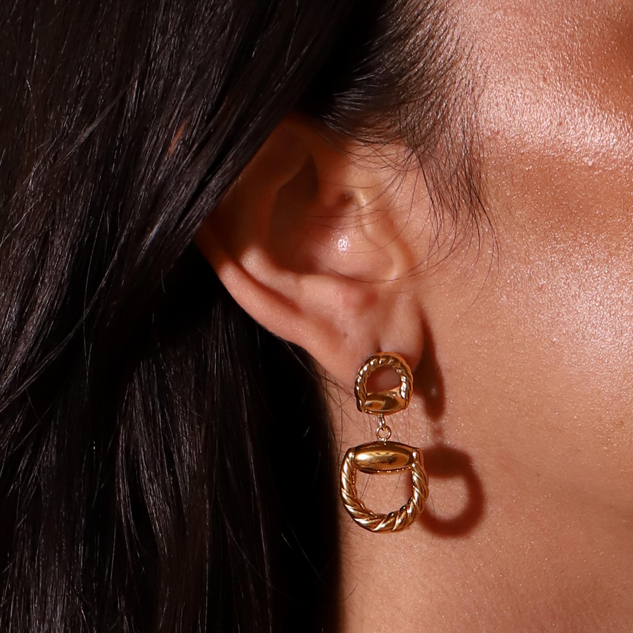 Julianne Rope Chain Earring Studs On Model - Gold