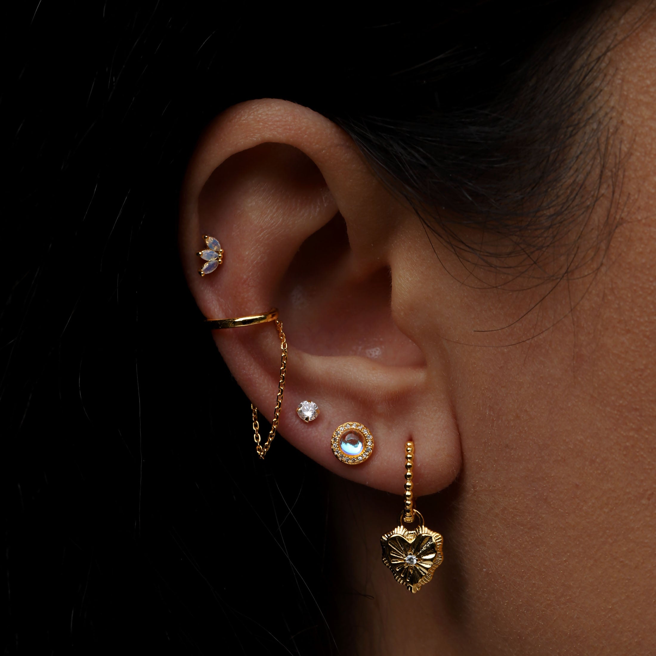 Bound Drape Chain Ear Cuff On Model - Gold