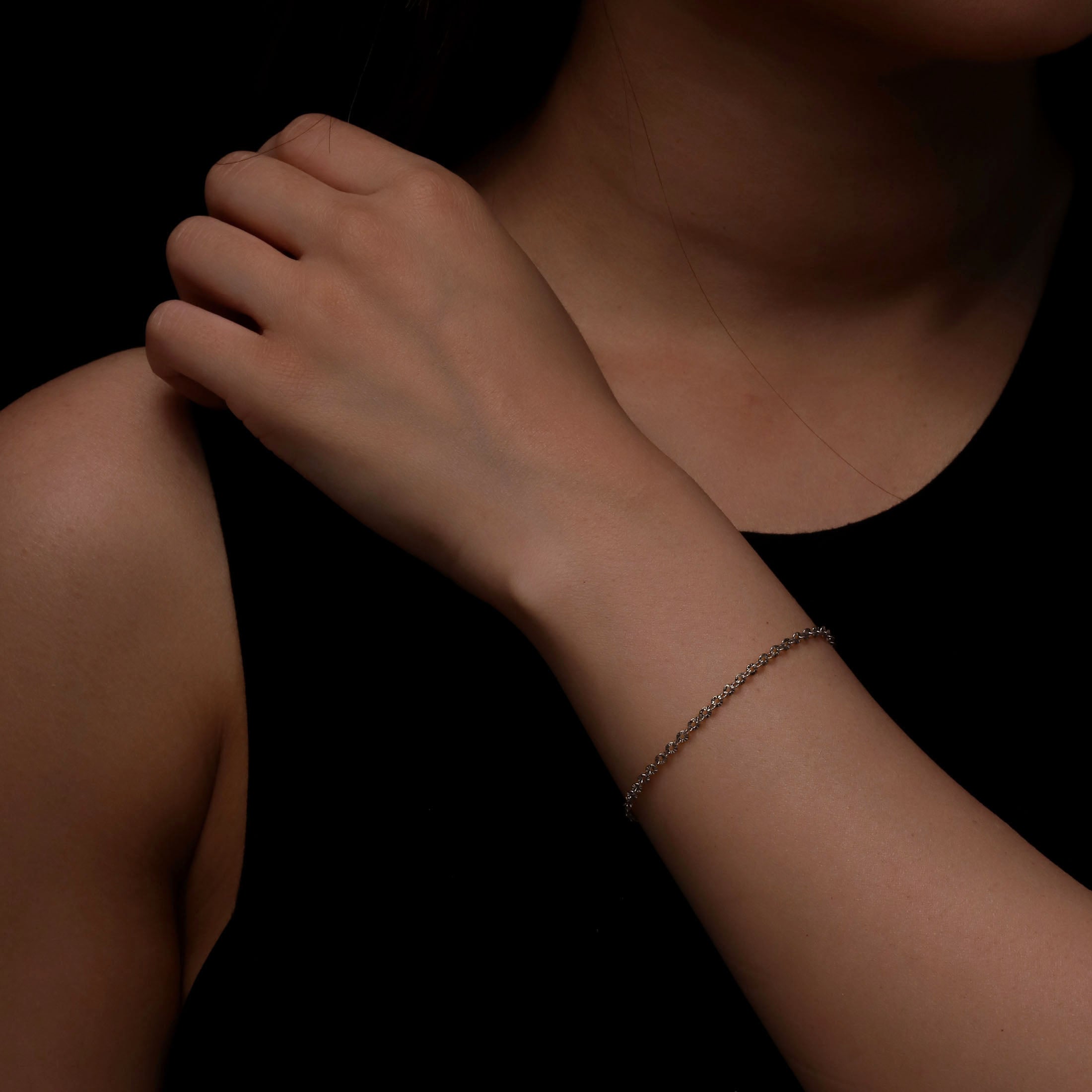 Florence Belcher Chain Bracelet On Model - Silver